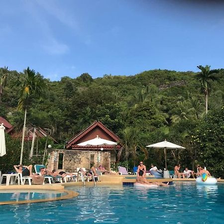 Vila Tanouy Garden Baan Khai Exteriér fotografie