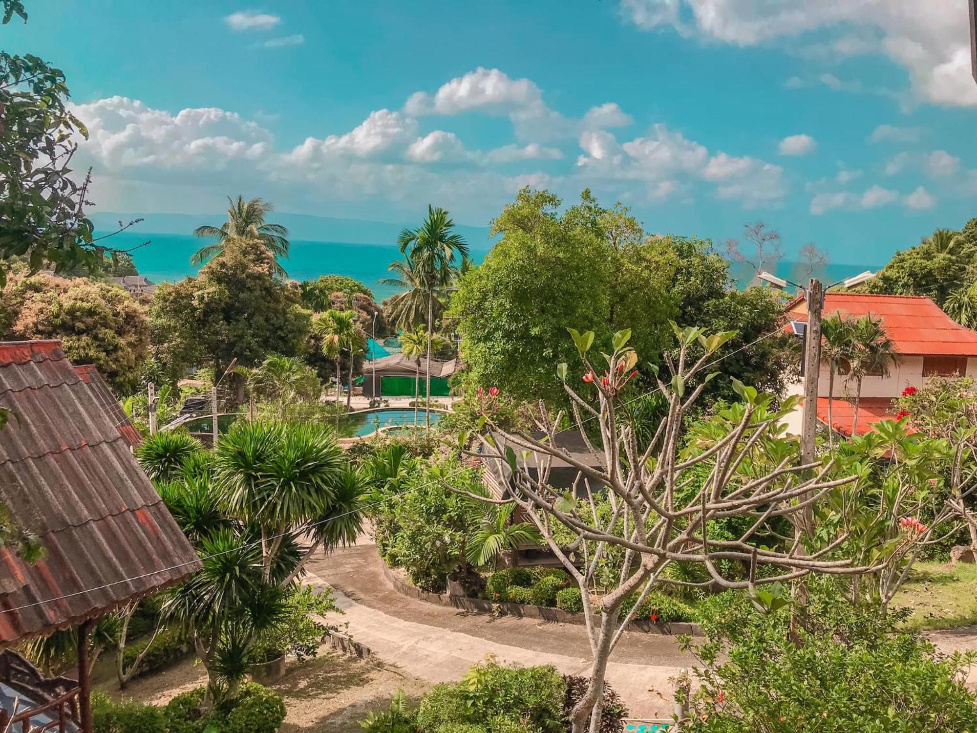 Vila Tanouy Garden Baan Khai Pokoj fotografie