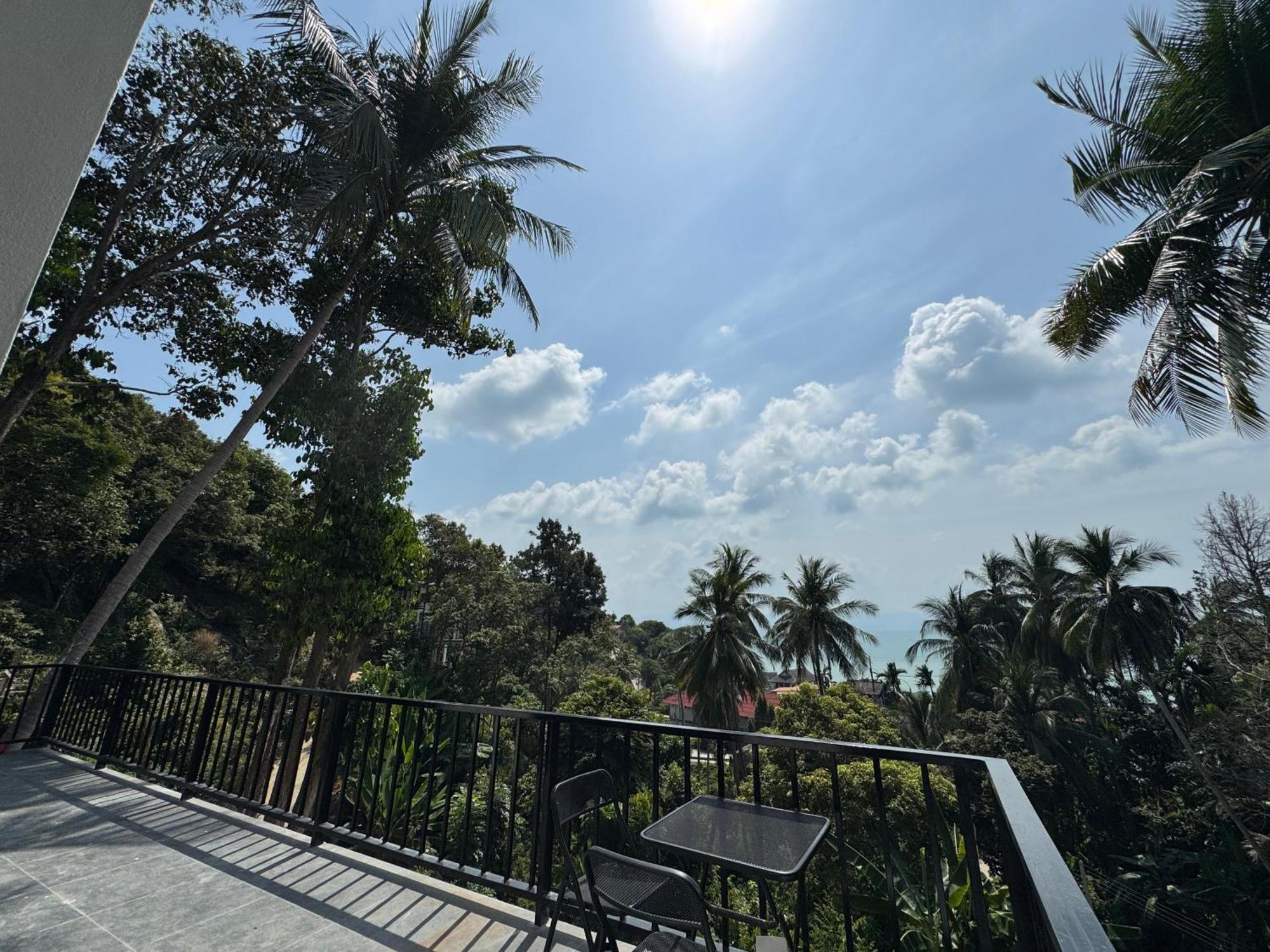 Vila Tanouy Garden Baan Khai Exteriér fotografie