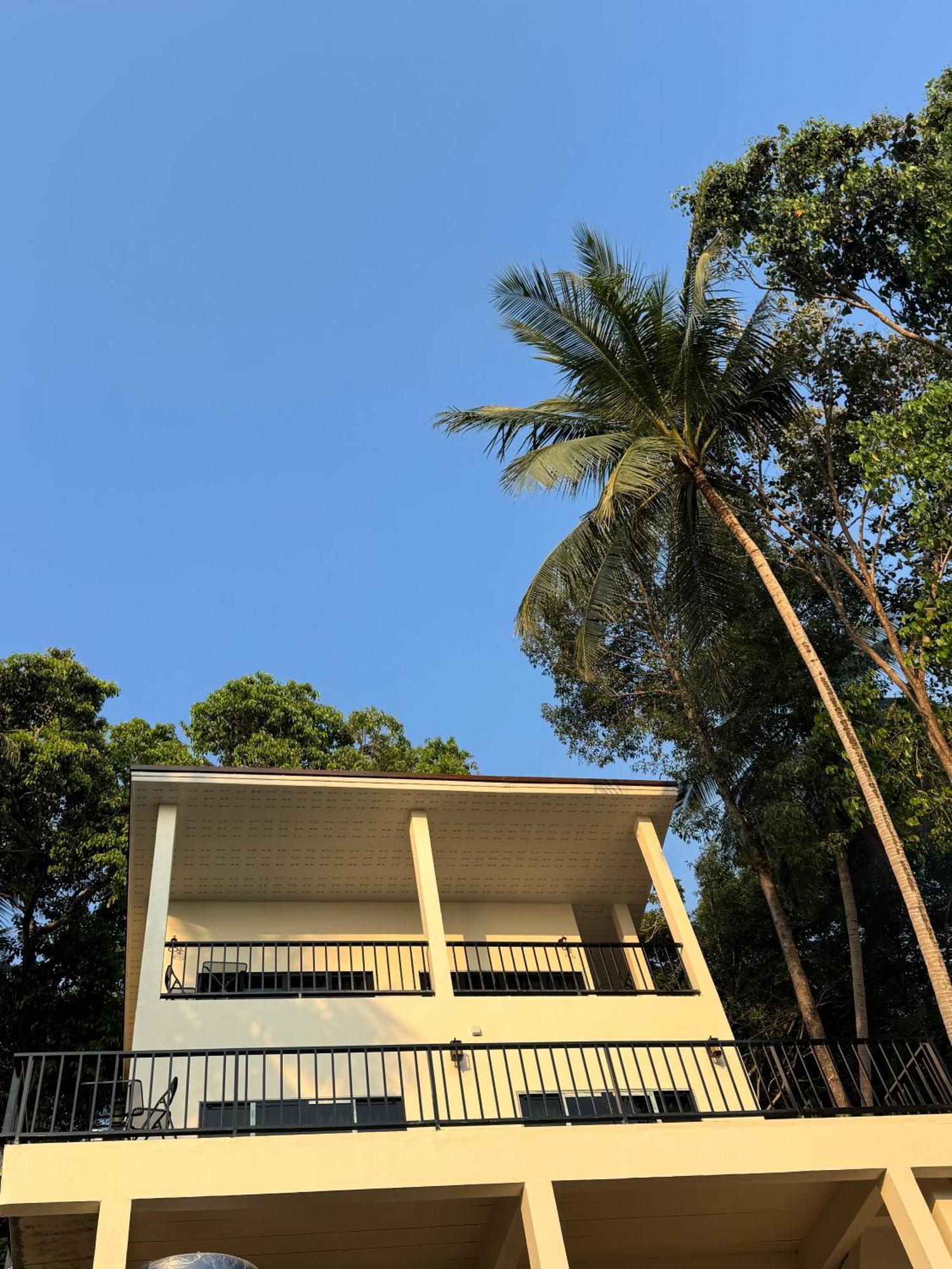 Vila Tanouy Garden Baan Khai Exteriér fotografie