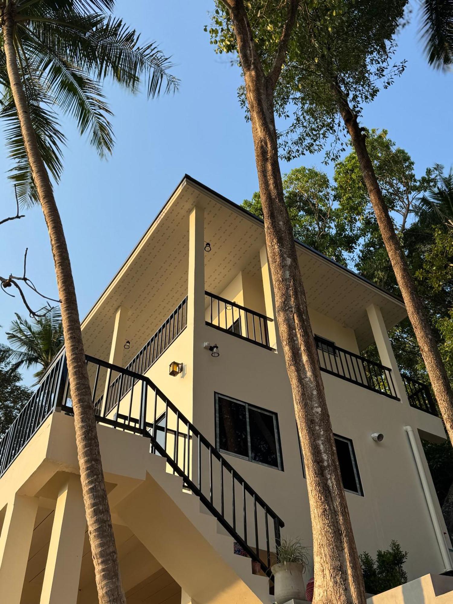 Vila Tanouy Garden Baan Khai Exteriér fotografie